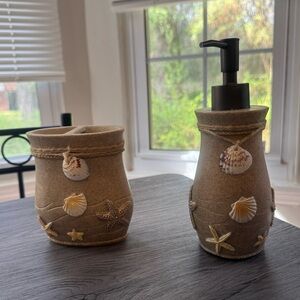 Beach Seashells Sandstone Finished Soap Dispenser Set